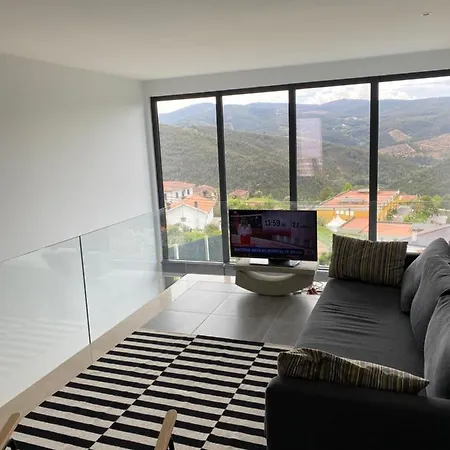 Douro Box Дом отдыха Каштелу-ди-Пайва